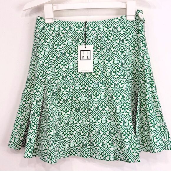 THML Green White Fleur Print 100% Cotton A line Pleated Mini Skirt NEW - Picture 1 of 16